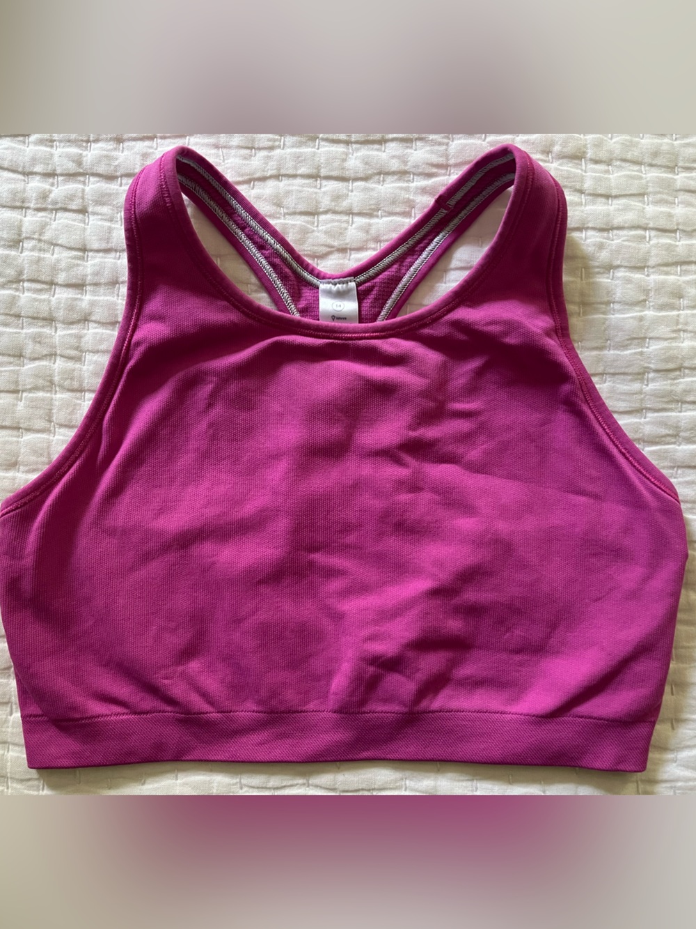 Ivivva Girls' 14 Fuchsia sports bra jog athletic